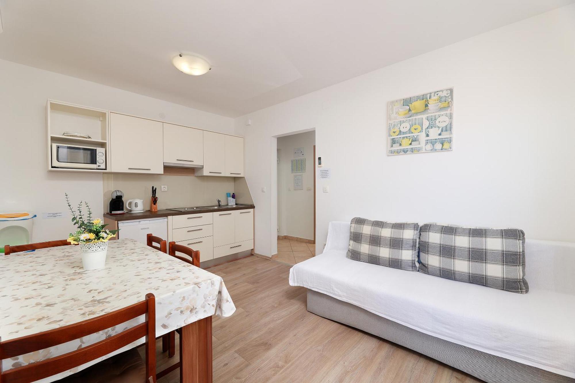 Čižići Apartments Omanovic מראה חיצוני תמונה