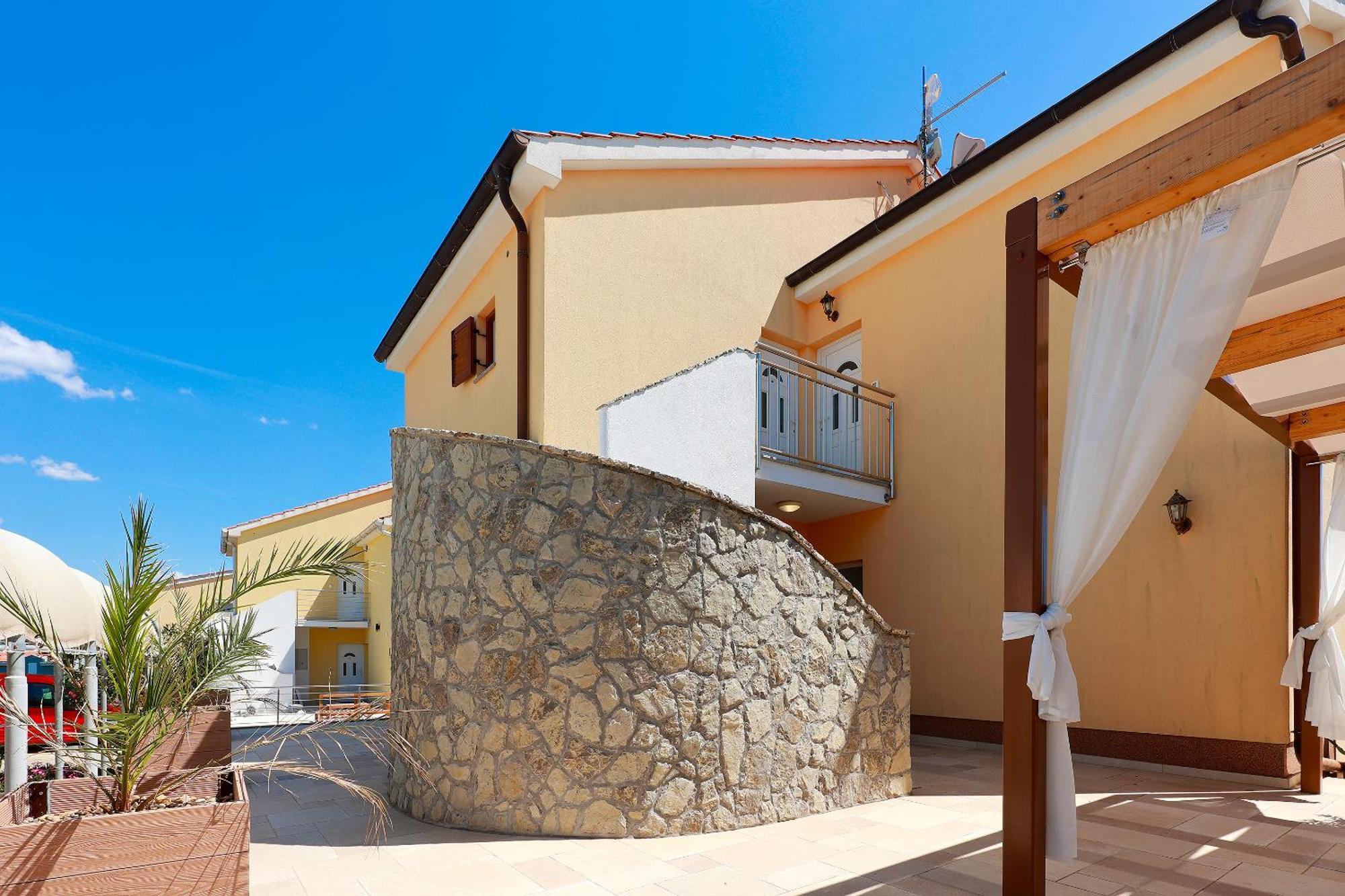Čižići Apartments Omanovic מראה חיצוני תמונה